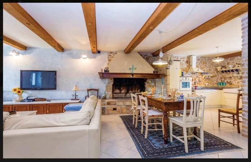 Villa Lena Polje  Luaran gambar